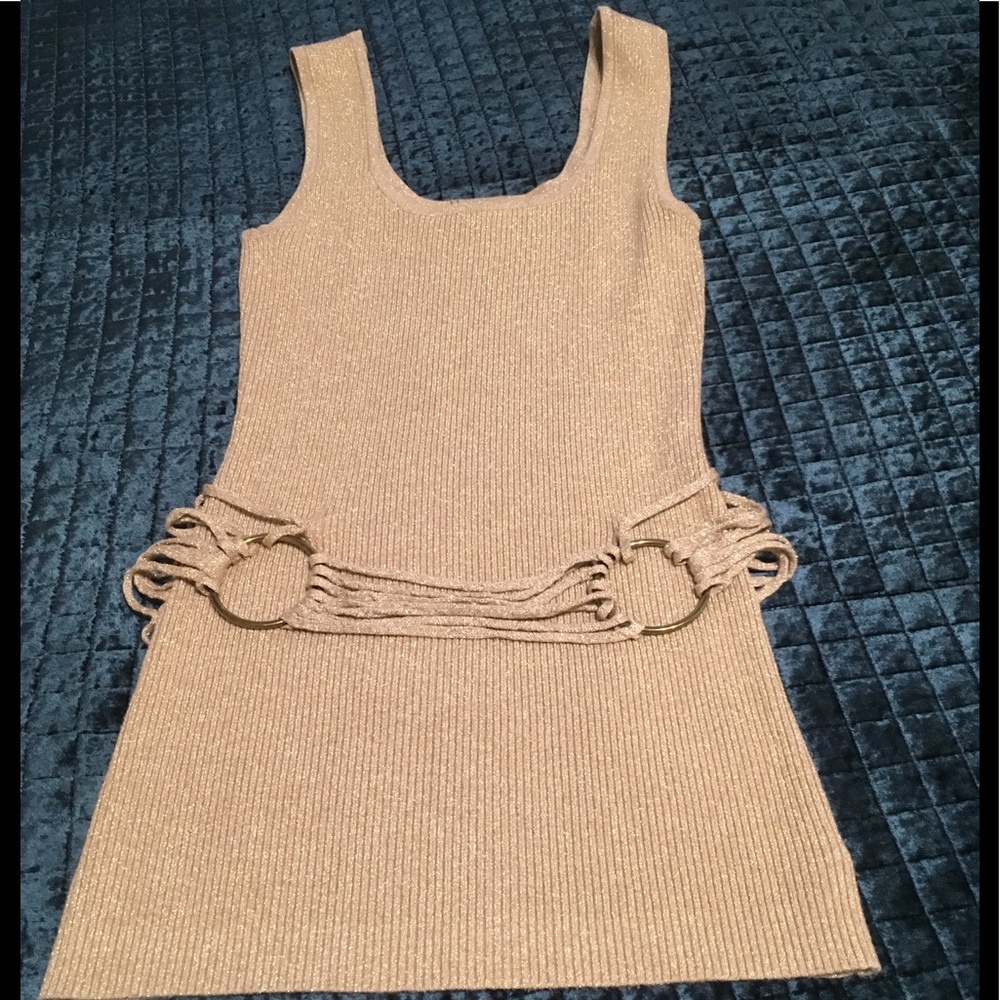 Gold tank